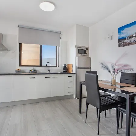 Stevier Semesterbostad *